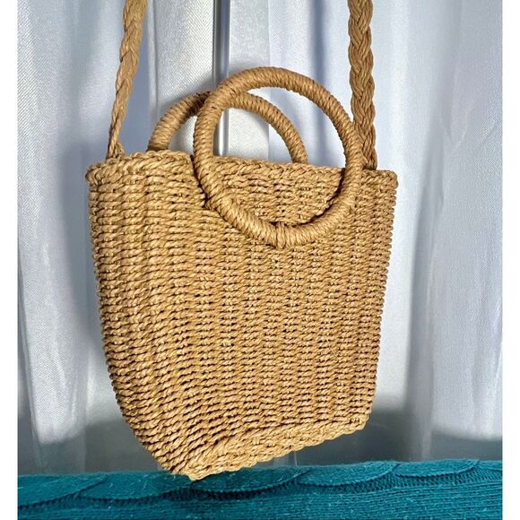 Woven Straw / Grass Tote, Purse/Bag, Square Bottom Thailand Shoulder, Arm Carry - Picture 2 of 7